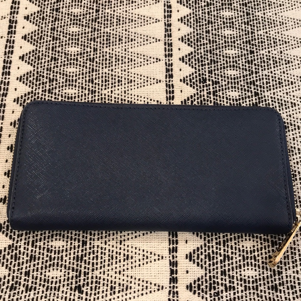 Michael Kors Navy Wallet - Picture 4 of 7